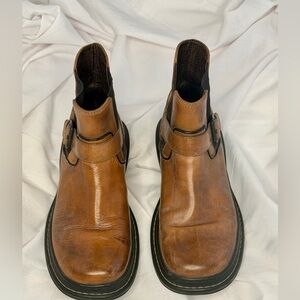 Kenneth Cole Tan Leather Buckle Boots